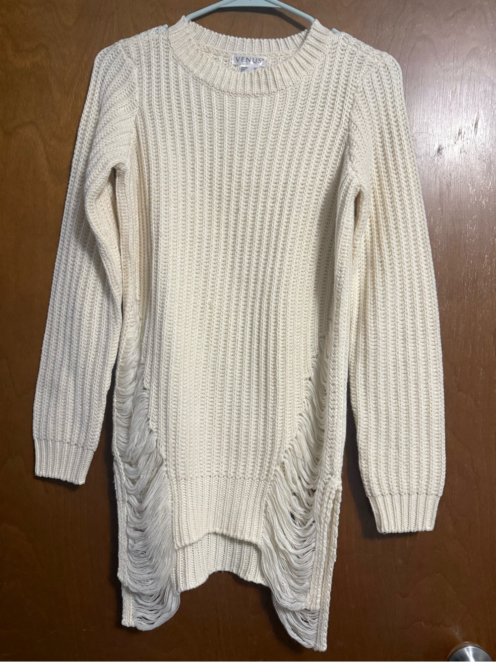 VENUS Cream Crewneck Distressed Cable Knit Sweater